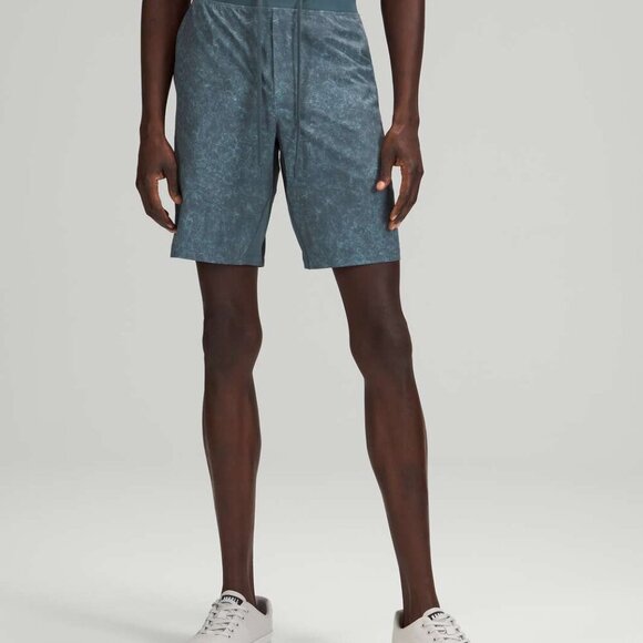 Lululemon T.H.E Shorts Gravel Dust Iron Blue Multi Size L - Picture 1 of 5
